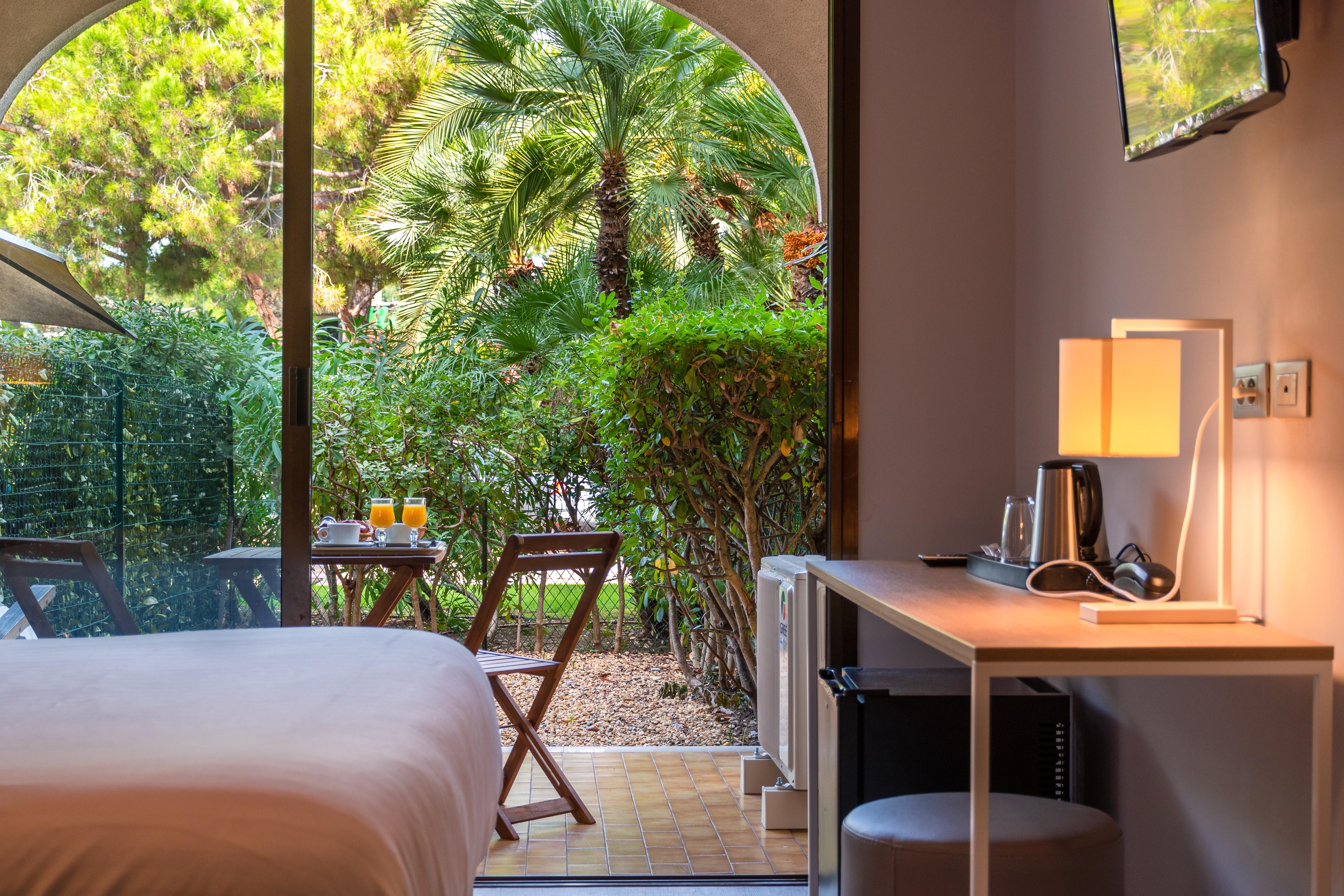 Hotel Bahia Villeneuve-Loubet Ngoại thất bức ảnh