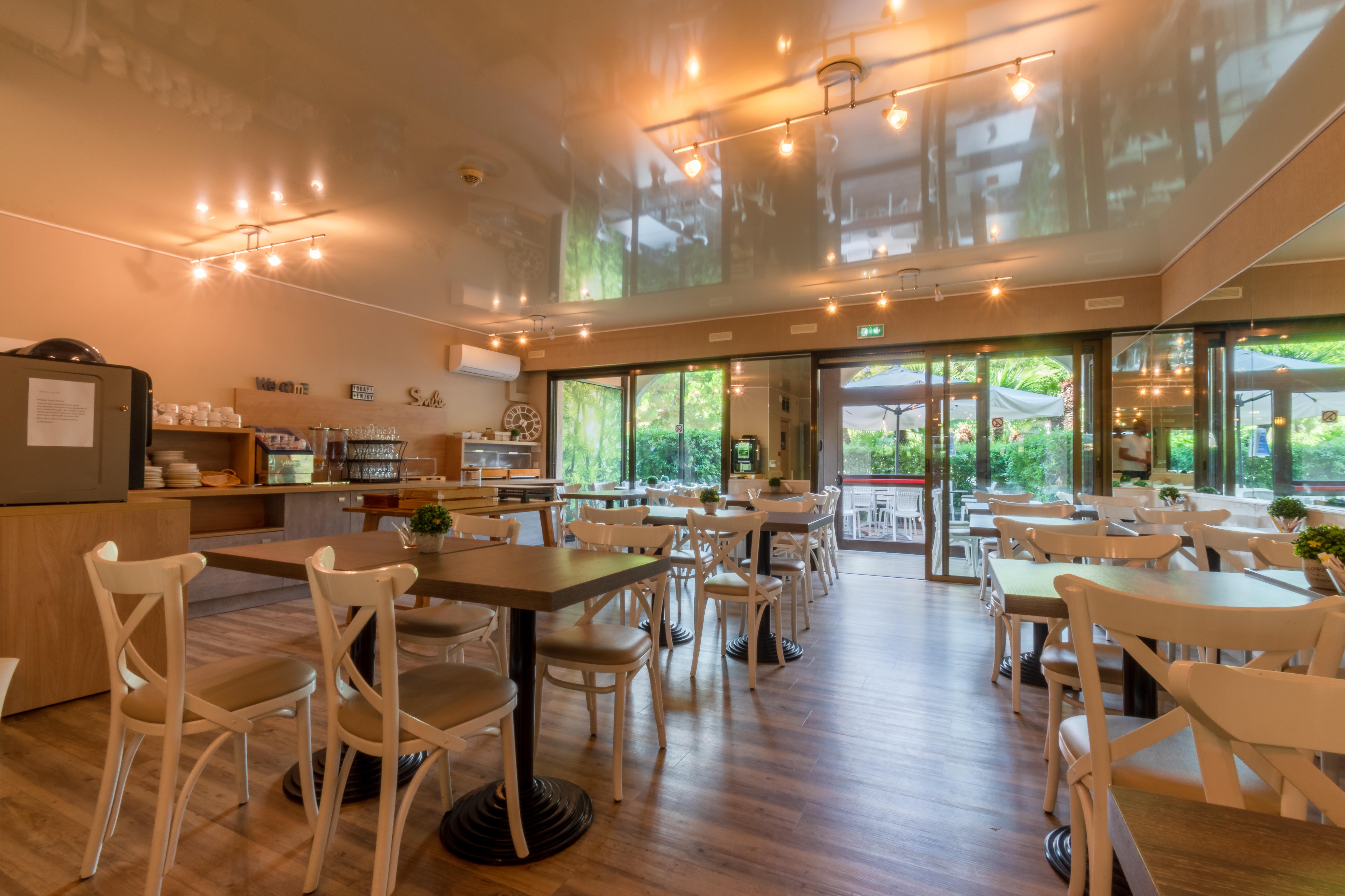 Hotel Bahia Villeneuve-Loubet Ngoại thất bức ảnh