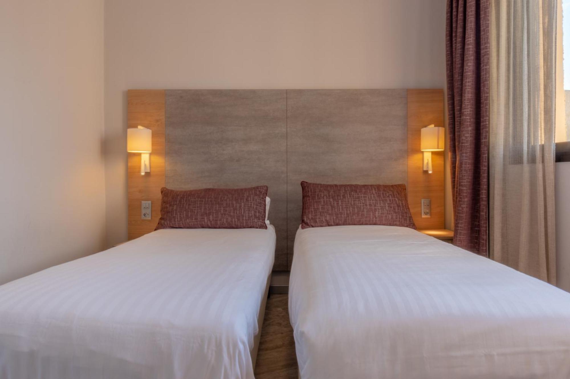 Hotel Bahia Villeneuve-Loubet Ngoại thất bức ảnh