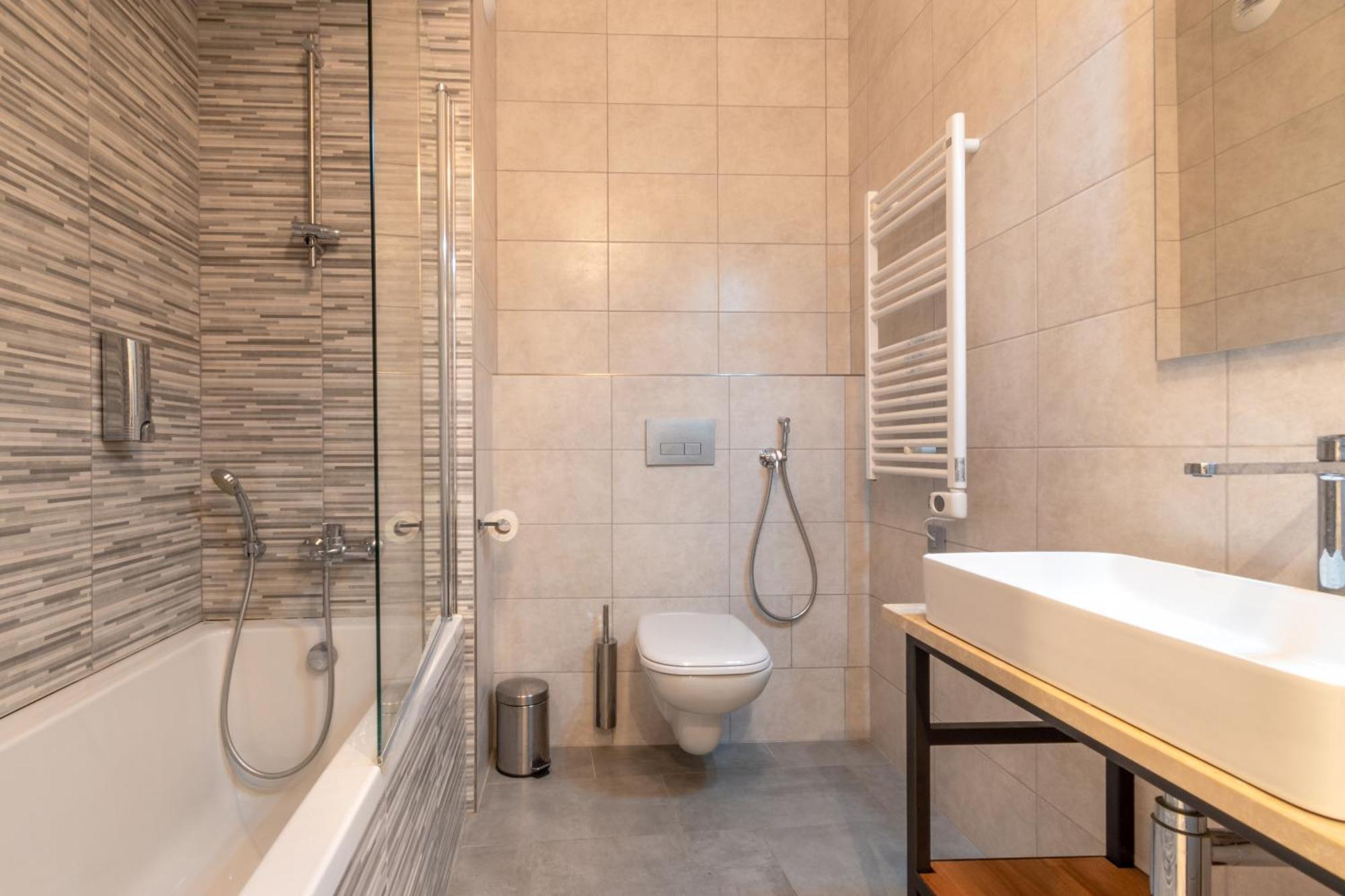 Hotel Bahia Villeneuve-Loubet Ngoại thất bức ảnh