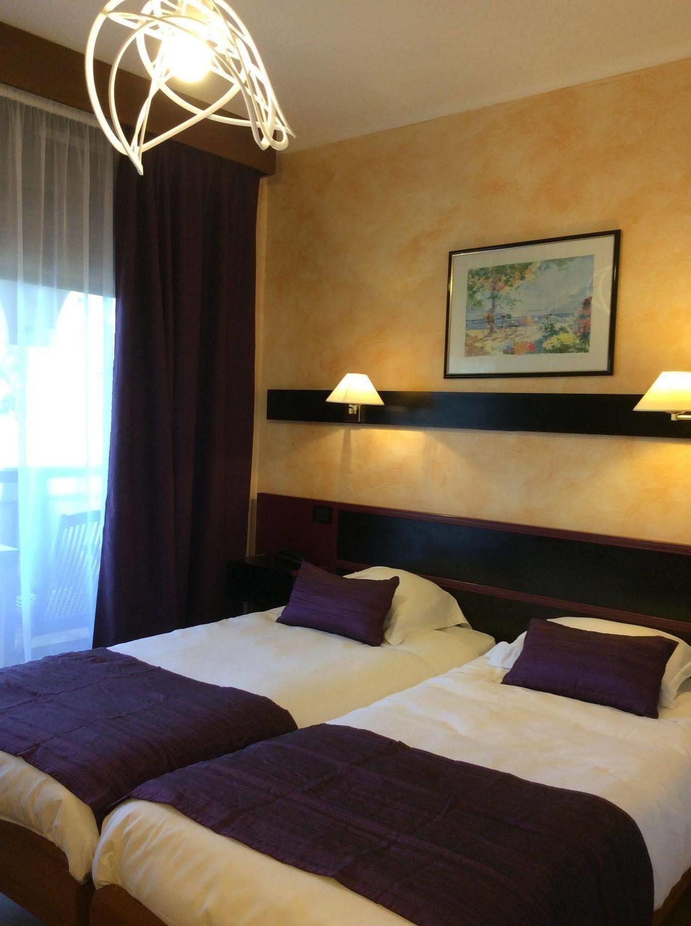 Hotel Bahia Villeneuve-Loubet Ngoại thất bức ảnh